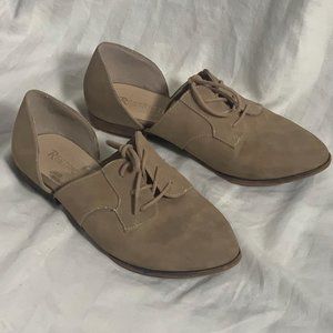 Restricted Tan Leather Shoes Womens